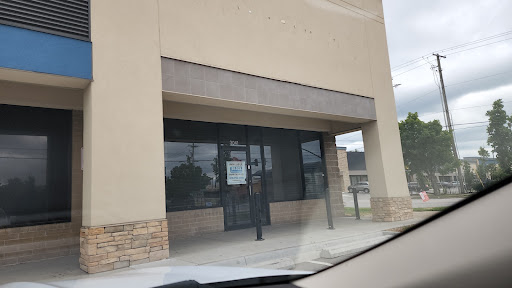 Footaction, 3041 Prospect Ave, Kansas City, MO 64127, USA, 