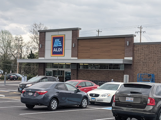 ALDI, 1708 N Illinois St, Swansea, IL 62226, USA, 