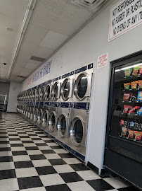 Sudsys Coin Wash - Photo 1 - Car repair in Apple Valley, CA, Victorville