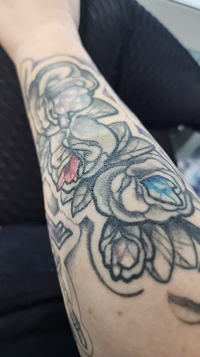 Explore mountain bike tattoo ideas, creative tattoo ideas in Kansas City, available at Waldos Darkside Tattoo