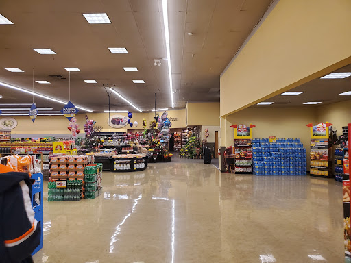Grocery Store «Vons», reviews and photos, 7390 Cherry Ave, Fontana, CA 92336, USA