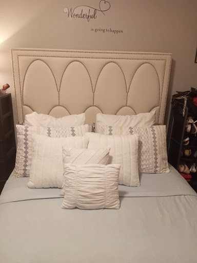 Clothing Store «Burlington Coat Factory», reviews and photos, 4849 Golf Rd, Skokie, IL 60077, USA