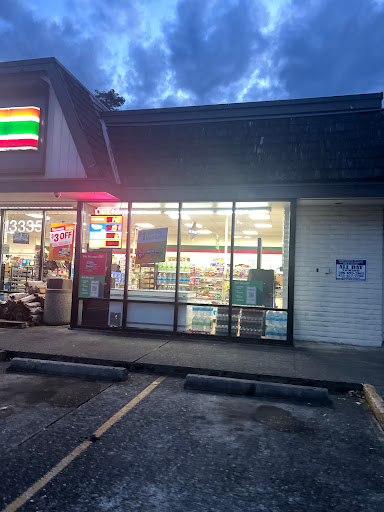 Convenience Store «7-Eleven», reviews and photos, 13335 100th Ave NE, Kirkland, WA 98034, USA