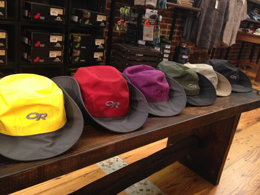 Outdoor Sports Store «Paxton Peak Olde Towne Outfitters», reviews and photos, 108 W Leake St, Clinton, MS 39056, USA