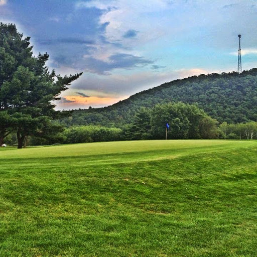 Golf Course «Down River Golf and Country Club», reviews and photos, 134 Rivers Bend Dr, Everett, PA 15537, USA