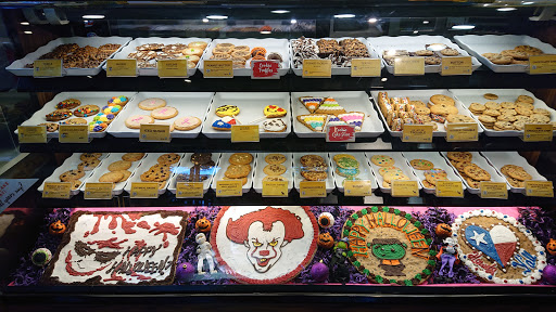 Dessert Shop «Nestle Toll House Cafe», reviews and photos, 605 Town Square Blvd, Garland, TX 75040, USA