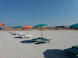 White beach'in fotoğrafı biraz temiz temizlik seviyesi ile