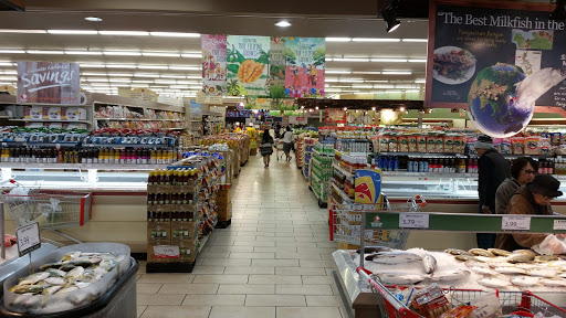 Shopping Mall «Vallejo Plaza Shopping Center», reviews and photos, 3325 Sonoma Blvd, Vallejo, CA 94590, USA