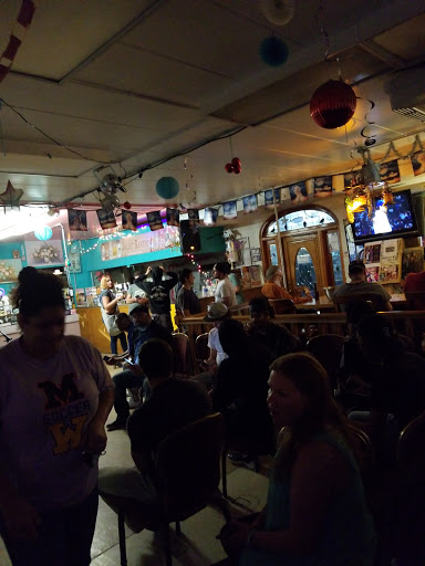 Bakery «Joliet Bakery Deli & Liquors», reviews and photos, 821 Plainfield Rd, Joliet, IL 60435, USA