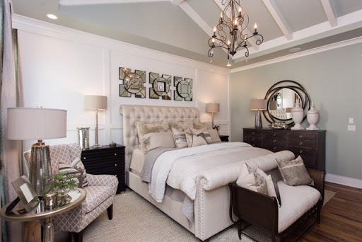 Furniture Store «Schmitt Furniture», reviews and photos, 101 E Main St, New Albany, IN 47150, USA