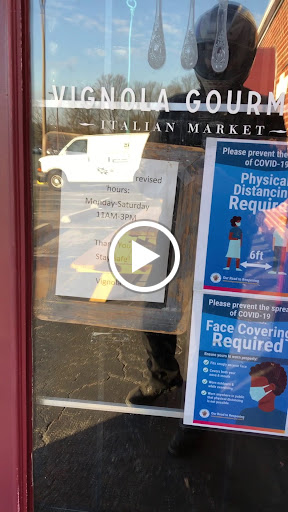Gourmet Grocery Store «Vignola Gourmet», reviews and photos, 11612 Boiling Brook Pl, Rockville, MD 20852, USA