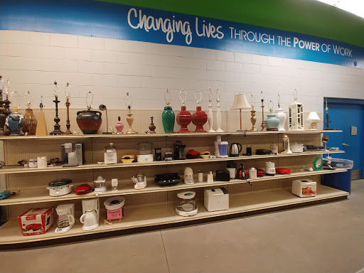 Thrift Store «Goodwill Manasota», reviews and photos, 2715 51st Ave E, Bradenton, FL 34203, USA