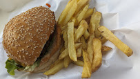 Plats et boissons du Restaurant de hamburgers Aura Burger and Coffee - Burger à la française - Café - Service Livraison - La Grande-Motte - n°18