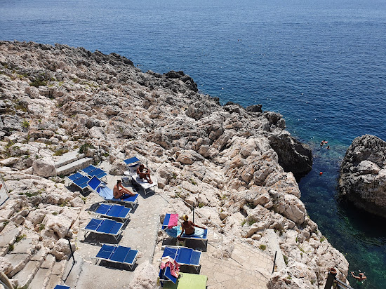 Grotta Gattulla beach