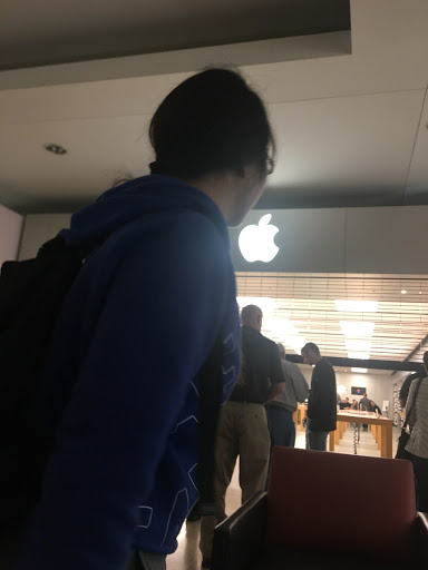 Computer Store «Apple Woodland Hills», reviews and photos, 7021 S Memorial Dr, Tulsa, OK 74133, USA