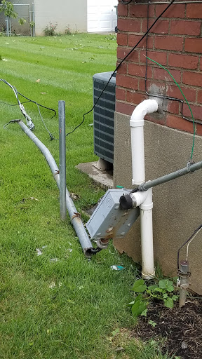 Bowling Alley «Executive Strike & Spare Family Fun Center», reviews and photos, 911 Phillips Ln, Louisville, KY 40209, USA