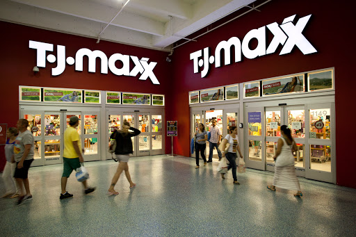 Shopping Mall «Fifth and Alton», reviews and photos, 1100 6th St, Miami Beach, FL 33139, USA