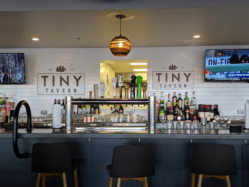 Tiny Tavern at Navy Pier image 3