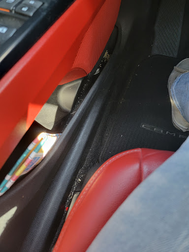 Car Wash «Valencia Car Wash», reviews and photos, 24233 Creekside Rd, Valencia, CA 91355, USA