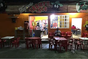 Trompoloco image