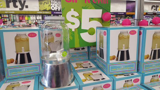 Variety Store «Five Below», reviews and photos, 30 Highland Common E, Hudson, MA 01749, USA