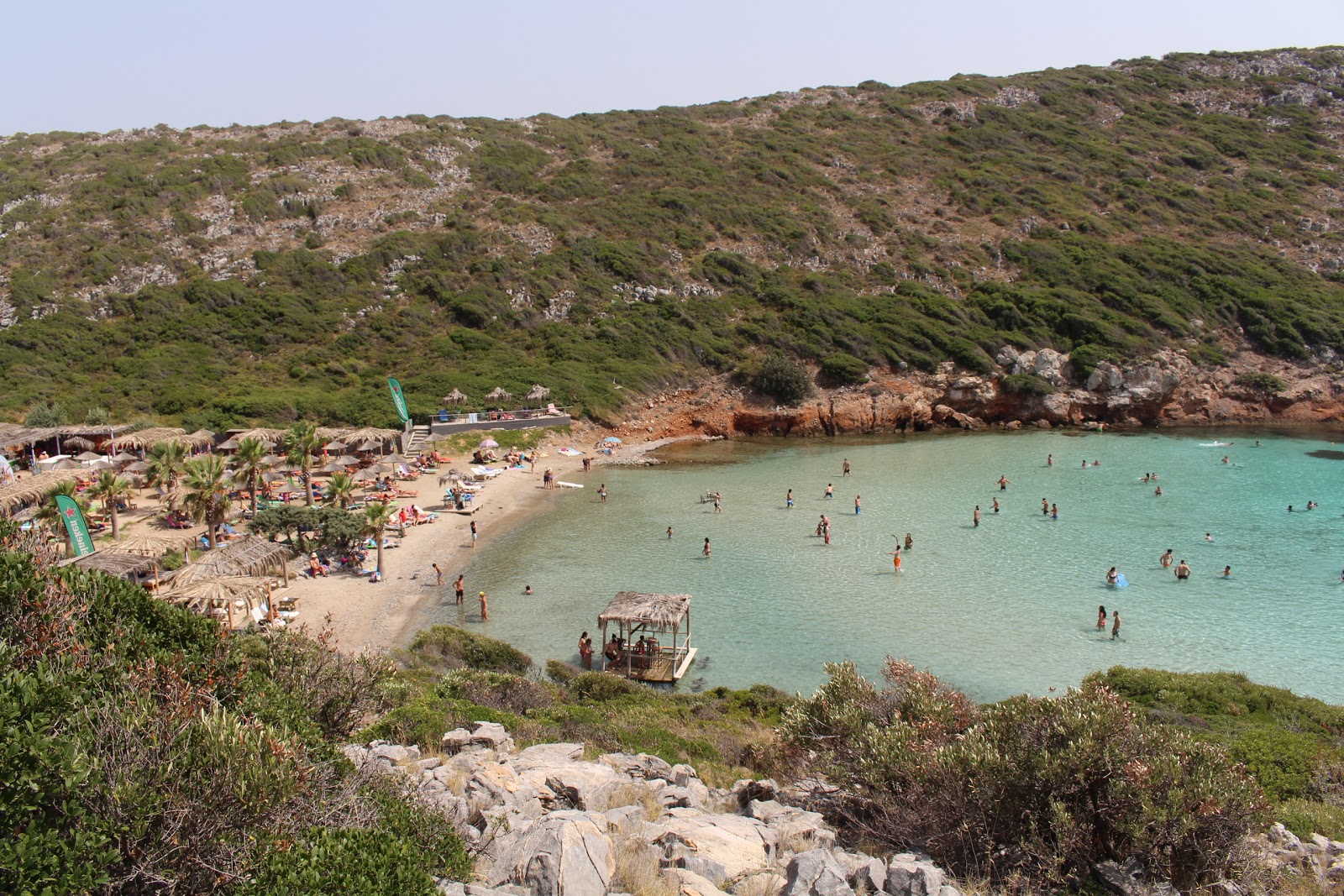 Foto von Livadaki beach mit kleine bucht