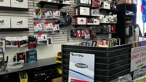 Motorcycle Parts Store «Cycle Gear», reviews and photos, 8930 SE Stark St, Portland, OR 97216, USA