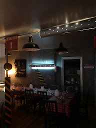 Photo n°23 de Le Petit Journal, du resto au bistrot à Montluçon ()