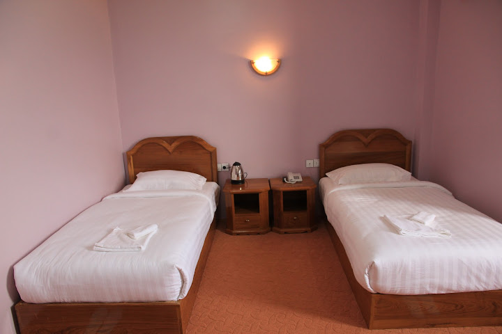 Nan Htike Thu by null