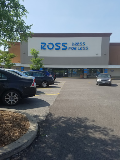 Clothing Store «Ross Dress for Less», reviews and photos, 1237 E Golf Rd, Schaumburg, IL 60173, USA