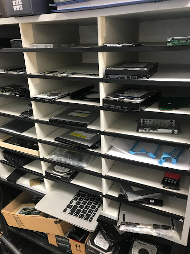 Computer Repair Service «IT Repair Central», reviews and photos, 11124 Gravelly Lake Dr SW, Lakewood, WA 98499, USA