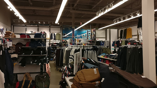 Clothing Store «Old Navy», reviews and photos, 5 Shipyard Dr, Hingham, MA 02043, USA