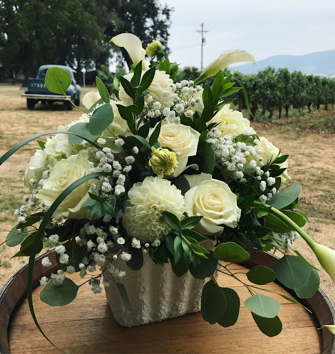 Florist «Flowers by Zsuzsana», reviews and photos, 21300 NW Cornell Rd #1201, Hillsboro, OR 97124, USA