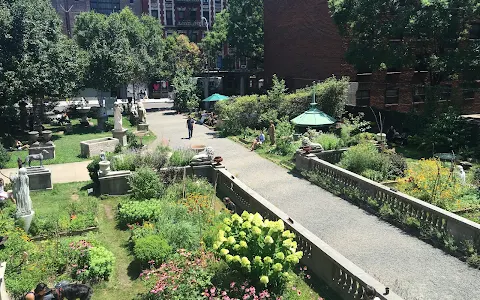 Elizabeth Street Garden image