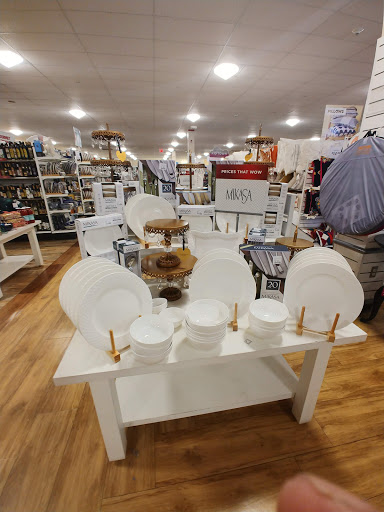 Department Store «HomeGoods», reviews and photos, 449 Tarrytown Rd, White Plains, NY 10607, USA