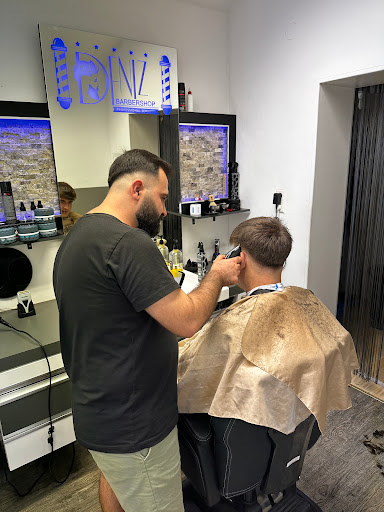 Deniz Barbershop In Wieselburg
