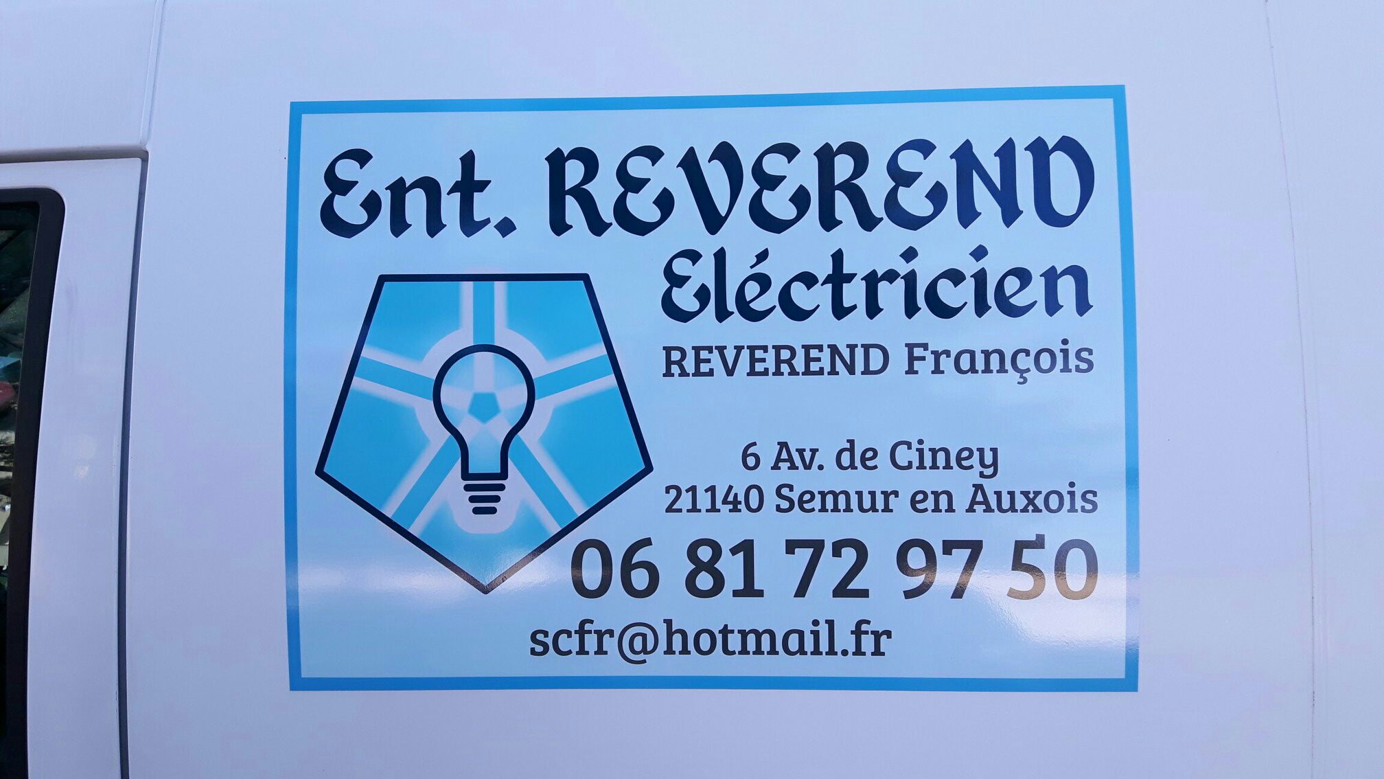 Photo n° 1 de l'avis de Reverend.r fait le 19/12/2017 à 17:47