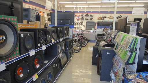 Check Cashing Service «Cash America Pawn», reviews and photos, 882 N Lake St #50, Aurora, IL 60506, USA