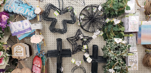 Dollar Store «Dollar Tree», reviews and photos, 1800 E 8th St, Davis, CA 95616, USA