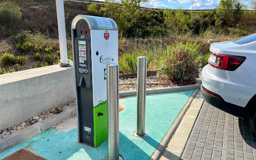 Borne de recharge de véhicules électriques Lidl Charging Station Béziers