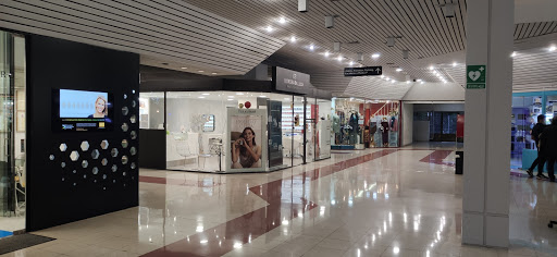 Centro comercial Centrofama