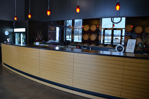 Winery «Jasper Winery», reviews and photos, 2400 George Flagg Pkwy, Des Moines, IA 50321, USA