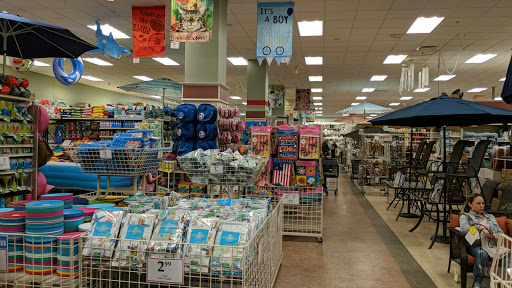 Home Goods Store «Christmas Tree Shops», reviews and photos, 365 US-206, Bridgewater, NJ 08807, USA