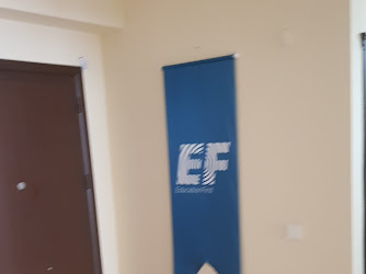 EF yurtdışı eğitim