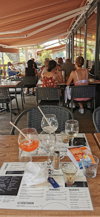 Plats et boissons du Restaurant français Chez Bibet à Saint-Bernard - n°10