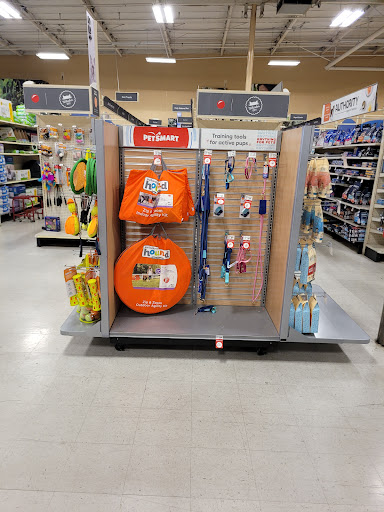 Pet Supply Store «PetSmart», reviews and photos, 10940 E Foothill Blvd, Rancho Cucamonga, CA 91730, USA