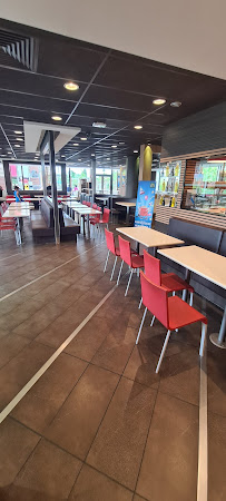 Atmosphère du Restauration rapide McDonald's Achères à Achères - n°10