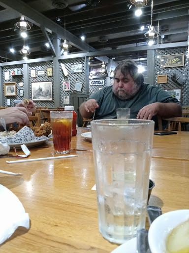 American Restaurant «Cracker Barrel Old Country Store», reviews and photos, 4700 Portsmouth Blvd, Chesapeake, VA 23321, USA