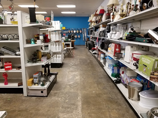 Thrift Store «Goodwill Central Texas Balcones Store», reviews and photos, 13096 US-183 #104, Austin, TX 78750, USA