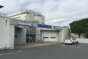 Centre Hospitalier de la Rochelle Service des Urgences image